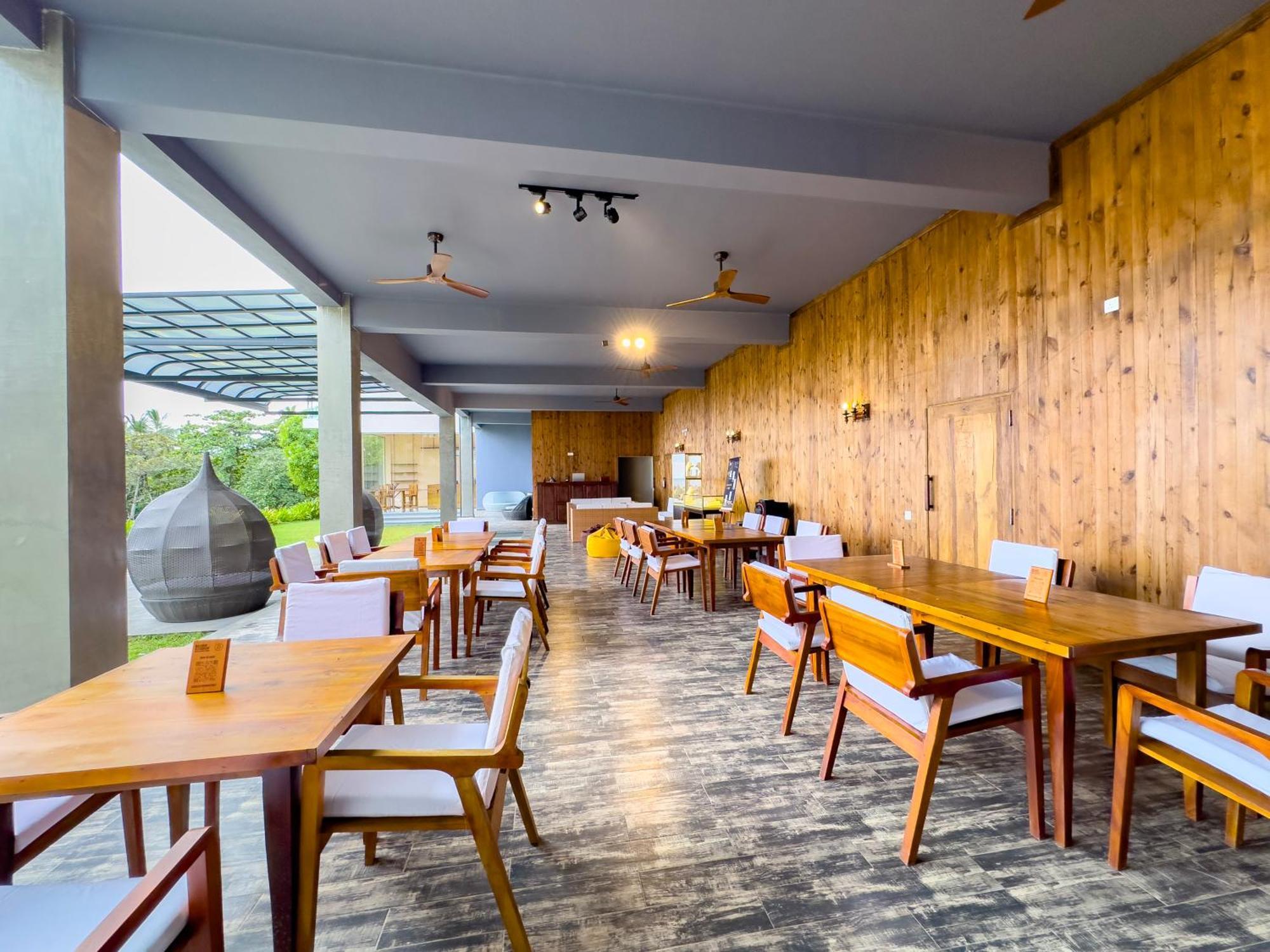 Mazarine Surf Suites Hiriketiya Dickwella Exterior photo